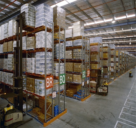 Boxes kept on steel platted colby racks in the warehouse